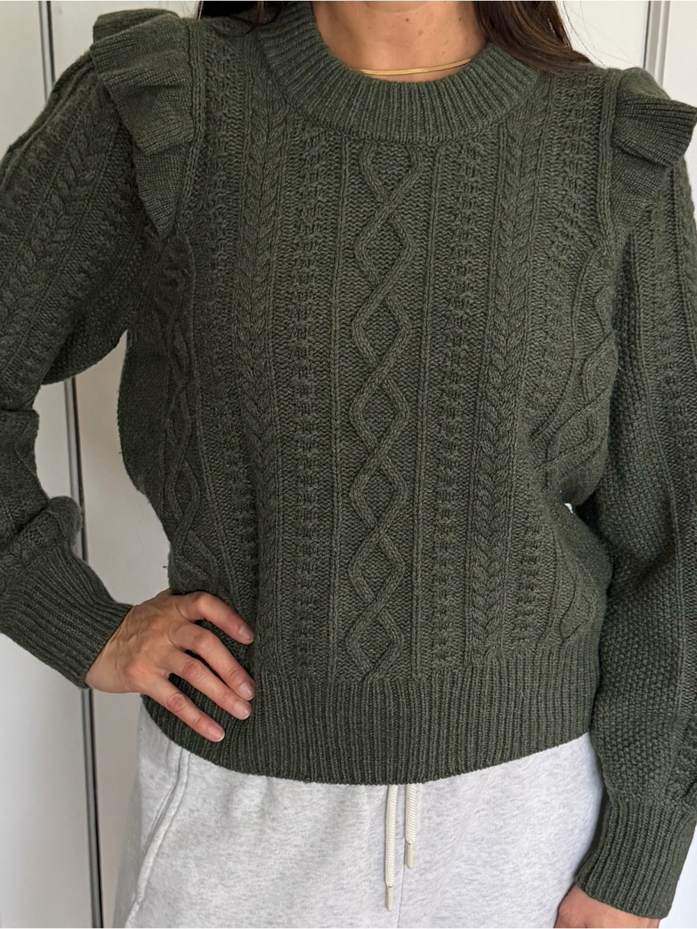 Madewell Cable Knit Ruffled Shoulder Sweater - Olive Green